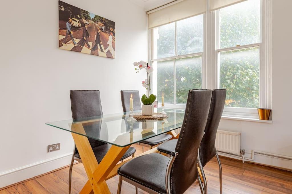 2 Bedroom Flat In St Johns Wood Londen Buitenkant foto